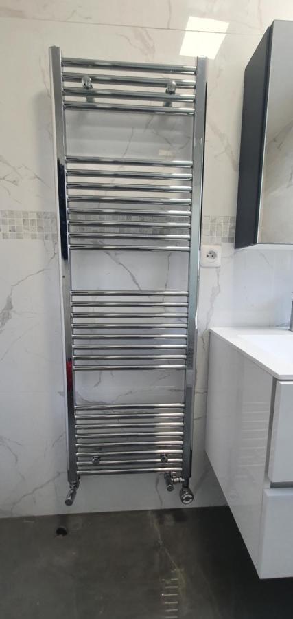 Location 3 Chambres Spacieuses Dans Appartment 2 Mn Rer Bussy Saint Georges ภายนอก รูปภาพ