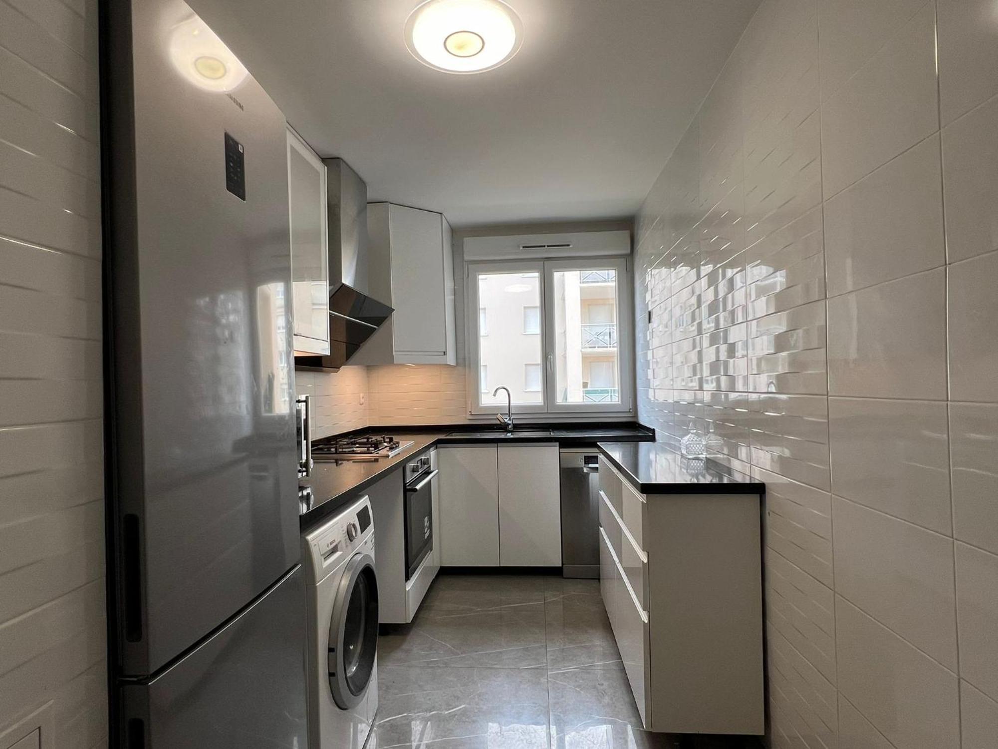 Location 3 Chambres Spacieuses Dans Appartment 2 Mn Rer Bussy Saint Georges ภายนอก รูปภาพ