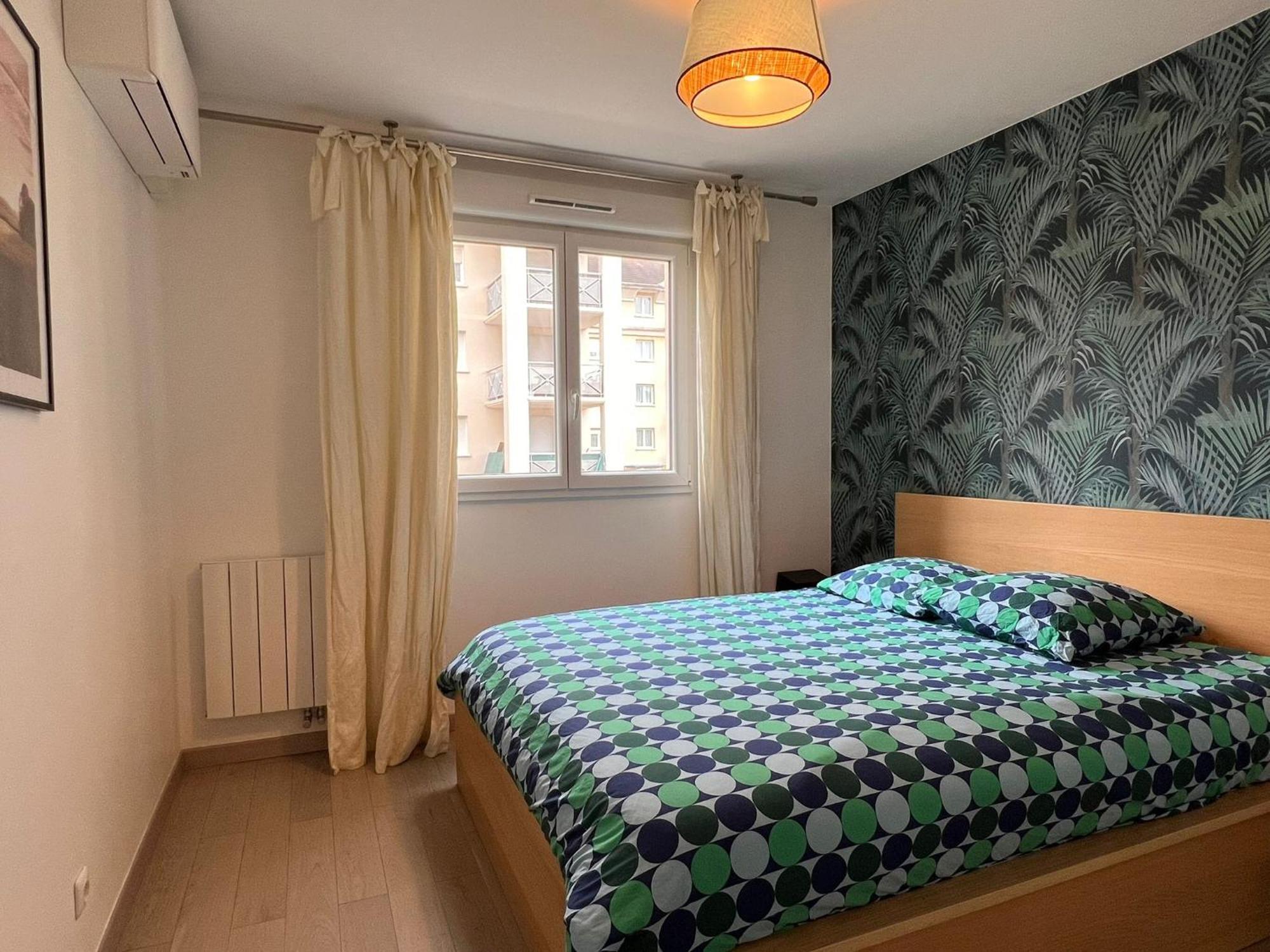 Location 3 Chambres Spacieuses Dans Appartment 2 Mn Rer Bussy Saint Georges ภายนอก รูปภาพ